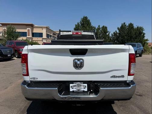 2020 RAM 2500 Tradesman Crew Cab 4X4 8' Box