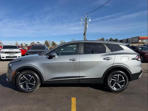 2023 Kia Sportage Hybrid LX