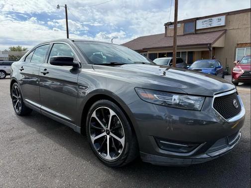 2016 Ford Taurus SHO