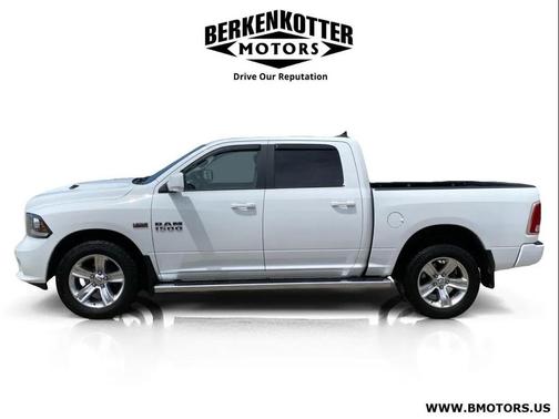Bright White 2018 RAM 1500 Sport