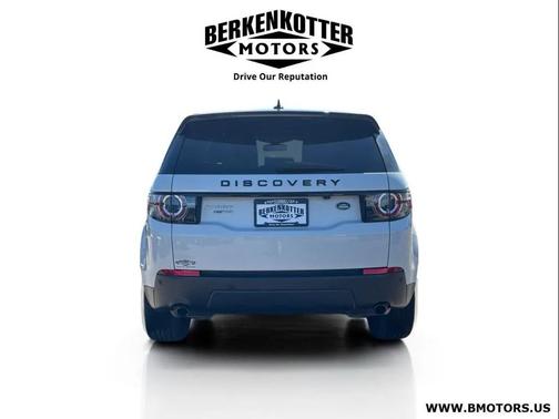 White 2016 Land Rover Discovery Sport HSE LUX