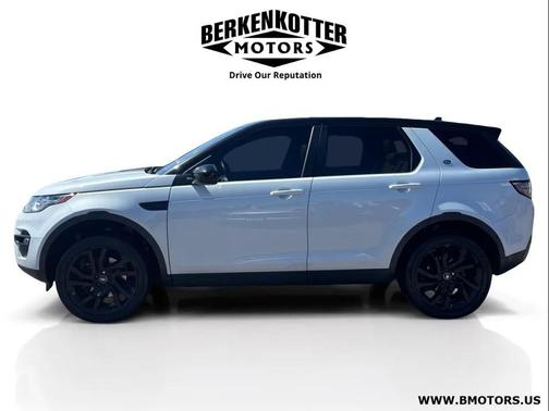 White 2016 Land Rover Discovery Sport HSE LUX