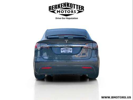 Gray 2017 Tesla Model X 75D