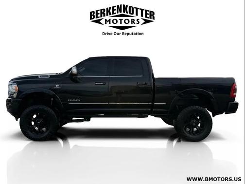 Diamond Black Crystal Pearlcoat 2019 RAM 2500 Limited Crew Cab 4x4 6'4' Box