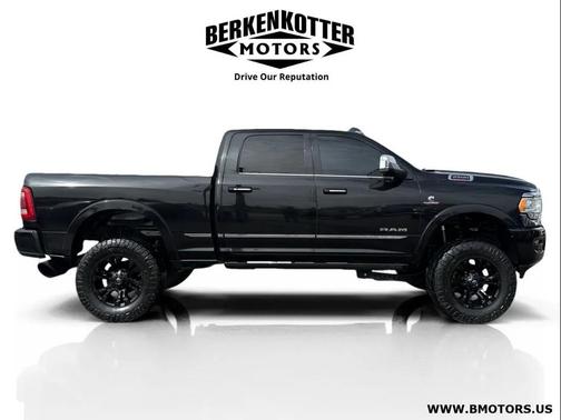 Diamond Black Crystal Pearlcoat 2019 RAM 2500 Limited Crew Cab 4x4 6'4' Box