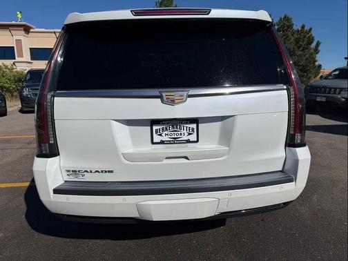 2016 Cadillac Escalade Premium