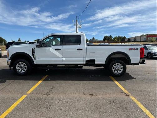 2024 Ford F-350 XLT
