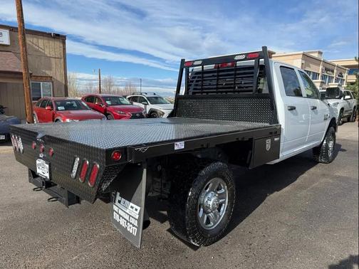 2018 RAM 2500 Tradesman Crew Cab 4x4 8' Box