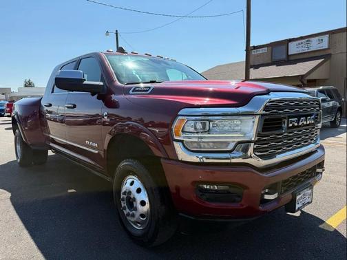 2020 RAM 3500 Limited Mega Cab 4x4 6'4' Box