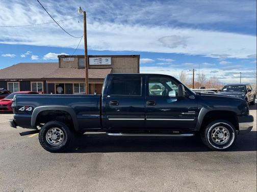 2005 Chevrolet Silverado 2500 LS H/D Crew Cab