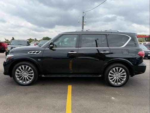 2016 INFINITI QX80 Base