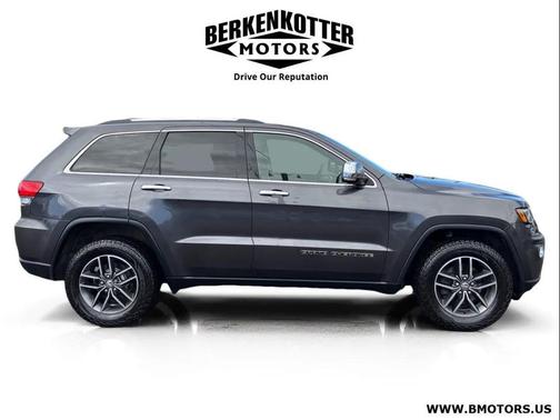 Granite Crystal Metallic Clearcoat 2018 Jeep Grand Cherokee Limited