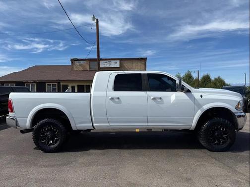 2016 RAM 2500 Laramie