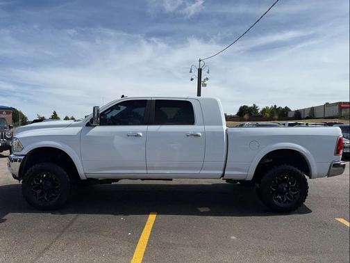 2016 RAM 2500 Laramie