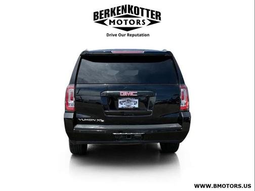 Onyx Black 2019 GMC Yukon XL SLT