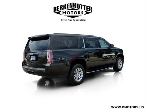 Onyx Black 2019 GMC Yukon XL SLT