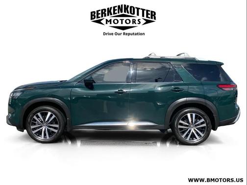 Green 2024 Nissan Pathfinder Platinum 4WD