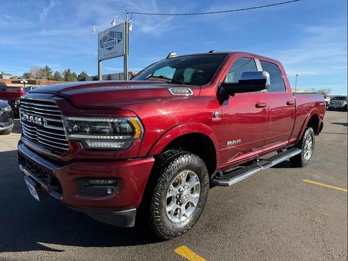 2020 RAM 2500 Laramie Crew Cab 4x4 6'4' Box