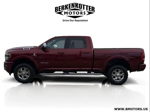 2020 RAM 2500 Laramie Crew Cab 4x4 6'4' Box