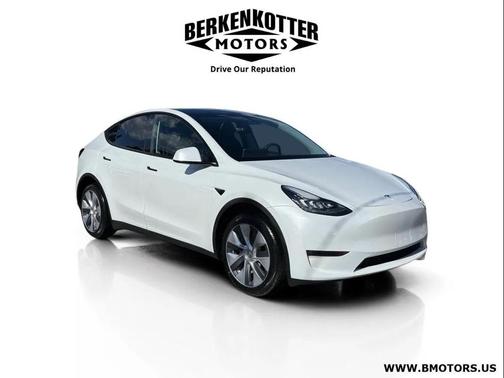 2023 Tesla Model Y AWD