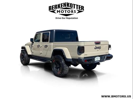 Gobi Clearcoat 2020 Jeep Gladiator Sport S