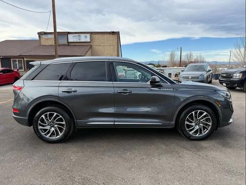 2020 Lincoln Corsair Standard