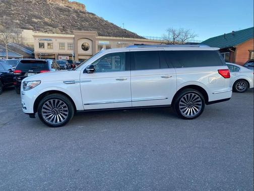 2019 Lincoln Navigator L Reserve