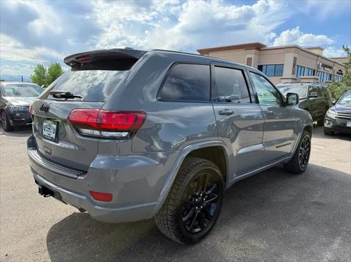 2021 Jeep Grand Cherokee Laredo