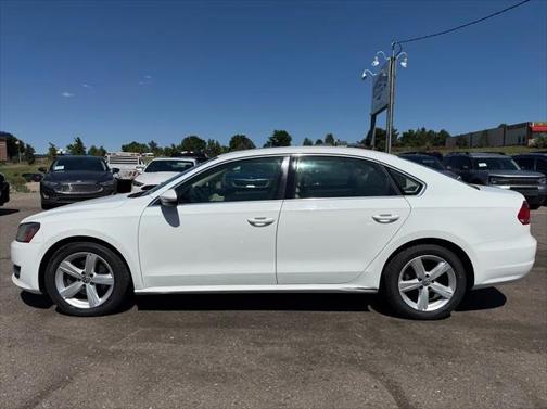 2012 Volkswagen Passat 2.5 SE