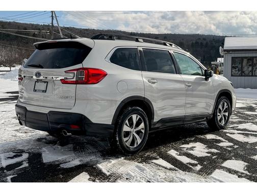 2024 Subaru Ascent Premium