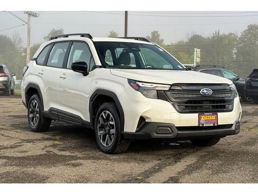 2025 Subaru Forester Base