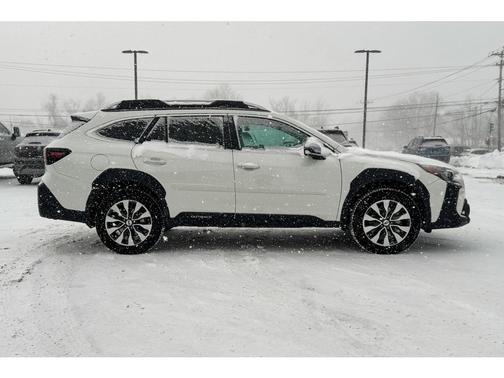 2023 Subaru Outback Touring XT