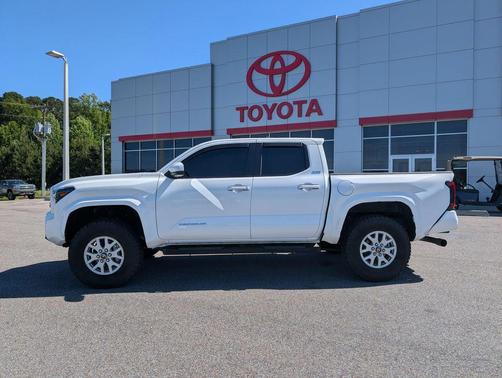 Ice 2025 Toyota Tacoma SR5