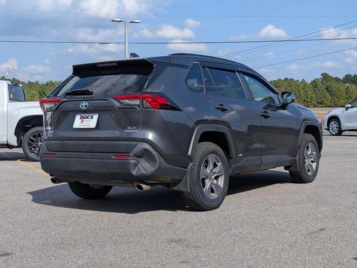 2023 Toyota RAV4 Hybrid XLE