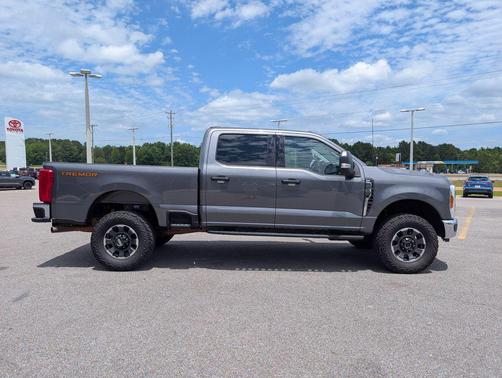 Gray Metallic 2024 Ford F-250 XLT