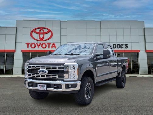 Gray Metallic 2024 Ford F-250 XLT