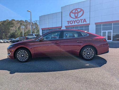 2023 Hyundai SONATA Hybrid SE
