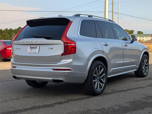 2019 Volvo XC90 T6 Momentum