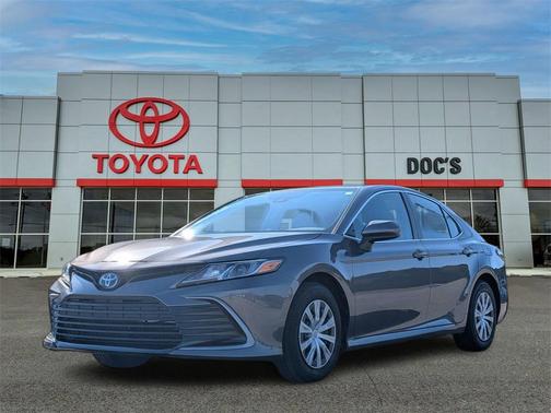 2024 Toyota Camry Hybrid LE