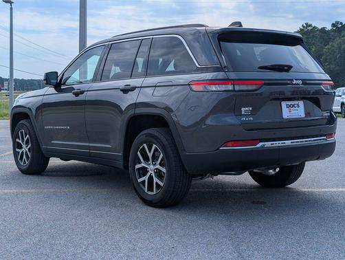 Baltic Gray Metallic Clearcoat 2025 Jeep Grand Cherokee Limited