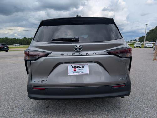 Heavy Metal 2026 Toyota Sienna XLE