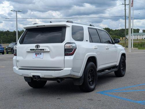 Super White 2020 Toyota 4Runner SR5 Premium