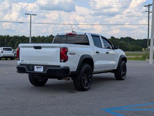 Summit White 2023 Chevrolet Colorado Trail Boss
