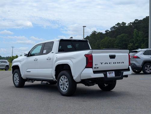 Ice 2026 Toyota Tacoma SR5