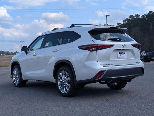 2026 Toyota Highlander Hybrid Limited