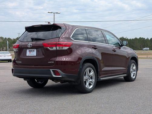 2019 Toyota Highlander 