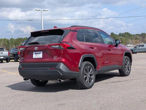 2025 Toyota RAV4 Hybrid XLE Premium