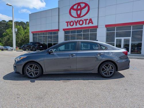 Gravity Gray 2021 Kia Forte GT-Line