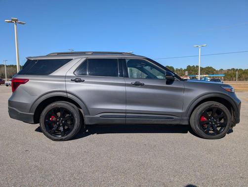 2024 Ford Explorer ST