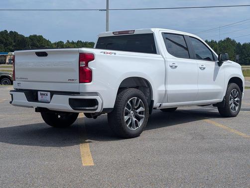 Summit White 2025 Chevrolet Silverado 1500 RST
